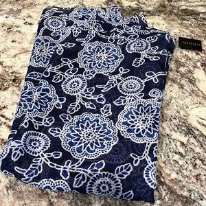 Fashion Circular Scarf Blue and White Print NWT